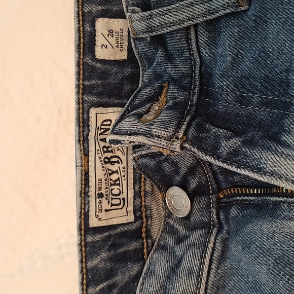Lucky brand boot cut faded jeans size 2/26 - Picture 3 of 4